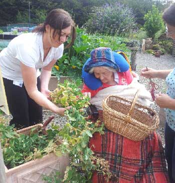 Mum gardening - 2